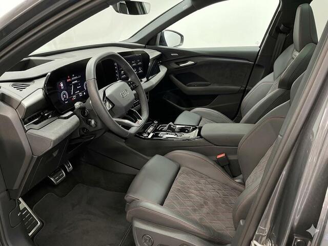 Audi Q6 e-tron S edition quattro 100 kWh 385pk | Komt eind juni binnen | Panoramadak | Luchtvering | B&O Audio | Elektisch verstelbare voorstoelen | Geheugen bestuurderstoel | Head up Display