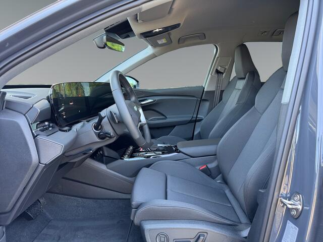 Audi Q6 e-tron S edition performance 100 kWh 306pk Elektrisch instel. voorstoelen | Audi virtual cockpit plus | Stuurverwarming