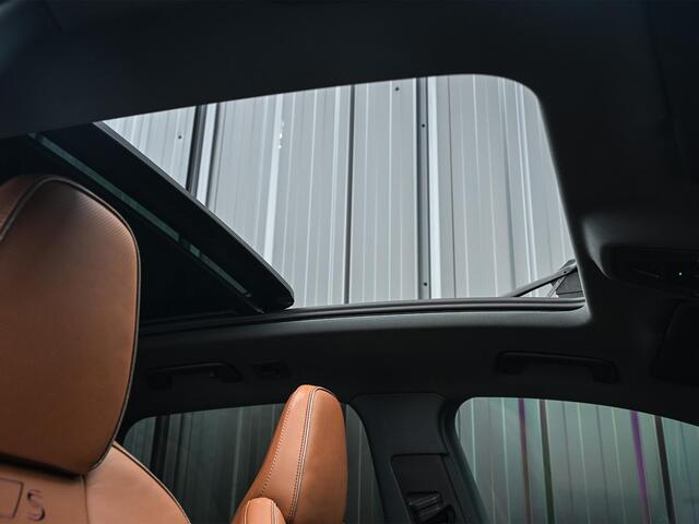 Audi Q6 e-tron Launch edition 83 kWh | Panoramadak | 360 Camera | B&O | HUD | Luchtvering | Ambiance Interieur | Stuur- Stoelverwarming | Memory Seats |