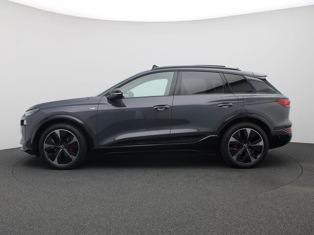 Audi Q6 e-tron S edition 83 kWh 252 PK SOH 99%, Panorama Dak, Matrix led, Trekhaak, Zwart Optiek, 360 camera, Luchtvering, Stoelverwarming v+a, 21"Lmv Audi Sport Aero, Leder