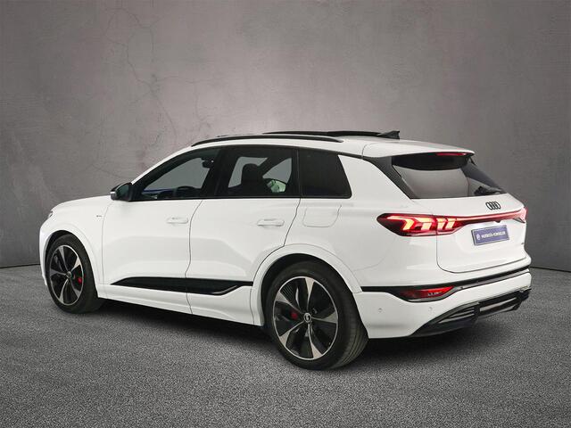 Audi Q6 e-tron S edition quattro 100 kWh | Trekhaak | Pano | Oled | Luchtvering | Matrix | ACC | MMI pro | Tech pro |