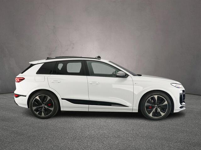 Audi Q6 e-tron S edition quattro 100 kWh | Trekhaak | Pano | Oled | Luchtvering | Matrix | ACC | MMI pro | Tech pro |