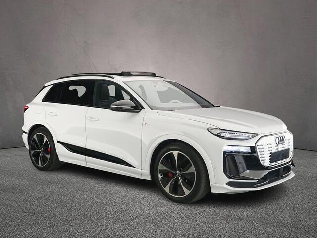 Audi Q6 e-tron S edition quattro 100 kWh | Trekhaak | Pano | Oled | Luchtvering | Matrix | ACC | MMI pro | Tech pro |