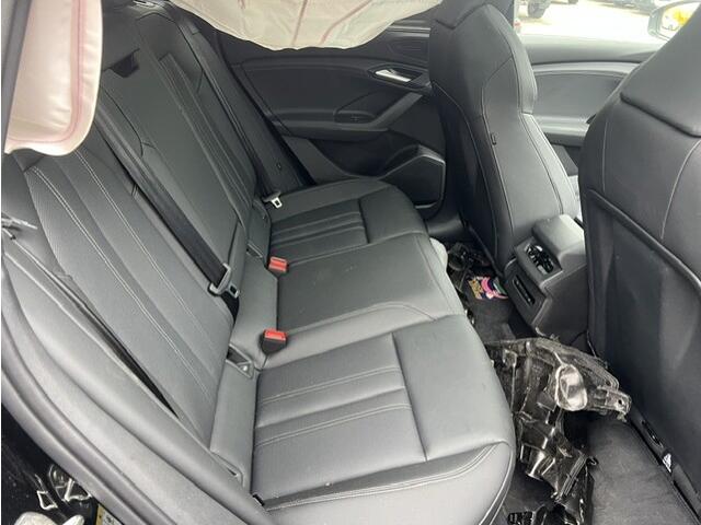 Audi Q6 e-tron edition performance 100 kWh S-LINE € 27500,- NETTO