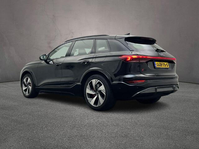 Audi Q6 e-tron First edition 388PK quattro 100 kWh | Top-View | Adaptieve-Cruise | 20-Inch | Akoestisch-Glas | Comfort-Pakket | Stoelverwarming voor + achter | Elekt.voorstoelen |