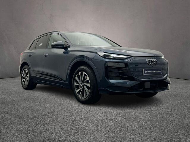 Audi Q6 e-tron edition performance 306PK 100 kWh | Stoelverwarming | 19-Inch | Sportstoelen | Privacy-Glas | Navi | Smartphone-Interface |