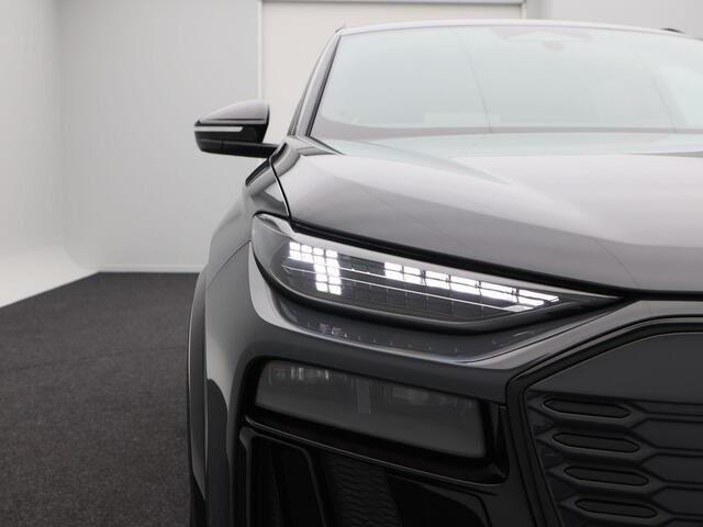 Audi Q6 e-tron S edition performance 100 kWh 306 Pk | Luchtvering | 21 inch | Trekhaak | 360° Camera | Massage | 28.250 Km !!