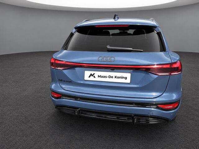Audi Q6 e-tron S edition 83 kWh 252 PK · Adaptieve luchtvering · Glazen panoramadak · Trekhaak elek. wegklapbaar