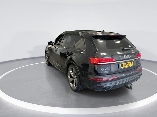Audi Q7 60 TFSIe 456pk Tiptronic Quattro S Competition · Panoramadak · Luchtvering · Camera · Keyless · Stoelventilatie · B&O Sound· Matrix LED · Servosluiting · 22'' Inch · Elek.Trekhaak · ACC ·