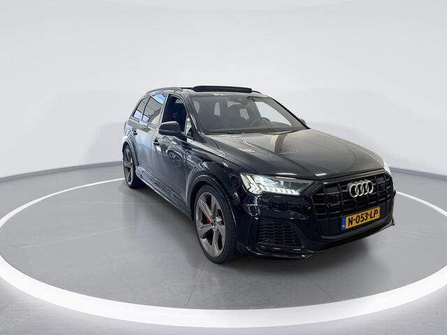 Audi Q7 60 TFSIe 456pk Tiptronic Quattro S Competition · Panoramadak · Luchtvering · Camera · Keyless · Stoelventilatie · B&O Sound· Matrix LED · Servosluiting · 22'' Inch · Elek.Trekhaak · ACC ·