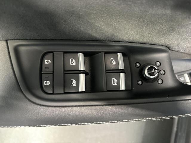 Audi Q7 55 TFSIe 381pk Tiptronic Quattro Pro Line S · Camera · Luchtvering · Side Assist · Elek. Achterklep · Elek. Voorstoelen · Apple/Android Car Play · 22'' Inch · Garantie t/m 26-08-2027 of 100.000km