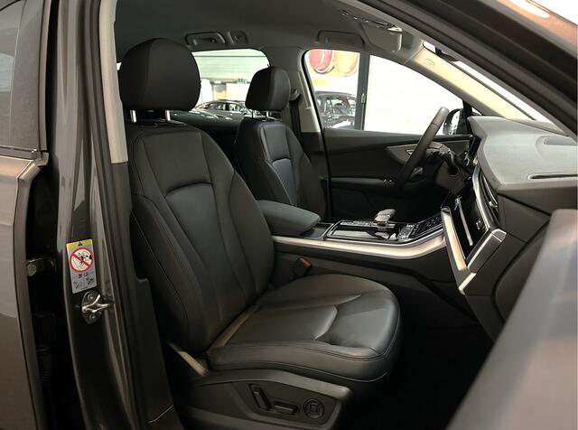 Audi Q7 3.0 V6 381pk Hybrid Quattro 67dkm! | Head-Up | Leder | Dodehoek | Virtual-Cockpit | LED | Elek. Stoelen | Standkachel | Camera | Stoelverwarming | 3-Zone Clima | Draadloos Laden | Park-Assist |