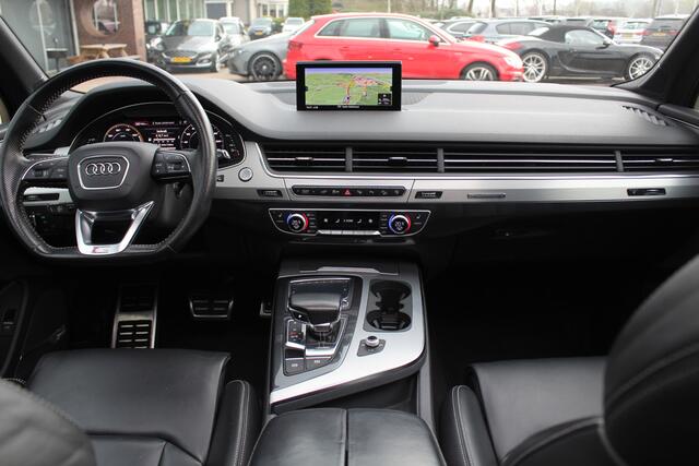 Audi Q7 3.0 TDI e-tron quattro Sport / Trekhaak / Panoramadak / Camera / 21'' / Luchtvering / Leder / Bose / Getint glas / Stoelverwarming / DAB / Cruise Control