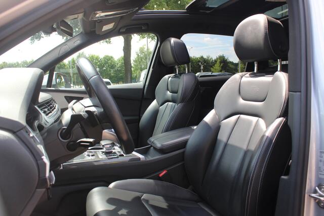 Audi Q7 3.0 TDI e-tron quattro Sport / Trekhaak / Panoramadak / Camera / 21'' / Luchtvering / Leder / Bose / Getint glas / Stoelverwarming / DAB / Cruise Control