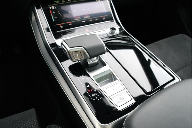 Audi Q7 55 TFSI e Quattro Pro Line Plus | S-line | Matrix | 360º | Luchtvering | El.Trekhaak | Pano | 21"