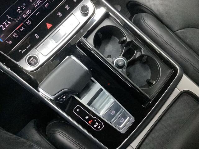 Audi Q7 50 TDI quattro S Line 286 PK Grijs Kenteken ACC Massage Stoelkoeling Luchtvering Head-Up Trekhaak