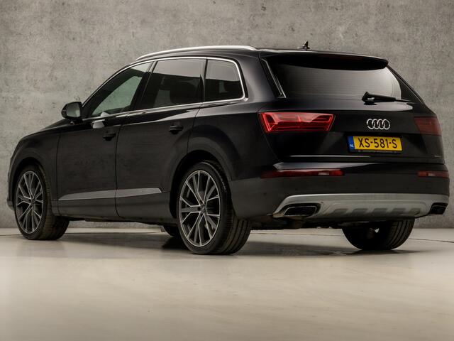 Audi Q7 3.0 TFSI quattro Sport 7 Persoons 334Pk Automaat (PANORAMADAK, VIRTUAL COCKPIT, LUCHTVERING, GROOT NAVI, MEMORY SEATS, HEAD-UP DISPLAY, 360 CAMERA, BOSE AUDIO, ZWART HEMEL, NIEUWSTAAT)