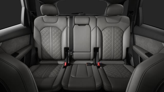 Audi Q7 55 TFSI e quattro 394 Tiptronic Pro Line S Automaat | Optiekpakket zwart plus | Vierwielbesturing | Privacy glas (donker getint) | Sportstoelen plus voorin | Achterbank plus