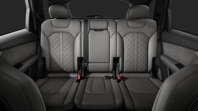Audi Q7 55 TFSI e quattro 394 Tiptronic Pro Line S Automaat | Vierwielbesturing | Sportstoelen plus voorin | Privacy glas (donker getint) | Optiekpakket zwart plus | Achterbank plus