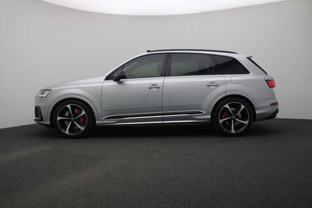 Audi Q7 55 TFSI e 381PK tiptronic quattro Pro Line S / S-Line | Pano | Matrix LED | 360 Camera | Leder/alcantara | Geheugenstoel | Stoelverwarming | Navi | ACC | Keyless