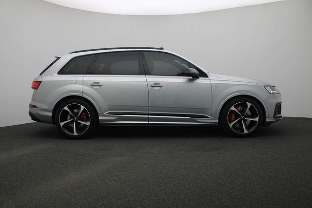 Audi Q7 55 TFSI e 381PK tiptronic quattro Pro Line S / S-Line | Pano | Matrix LED | 360 Camera | Leder/alcantara | Geheugenstoel | Stoelverwarming | Navi | ACC | Keyless