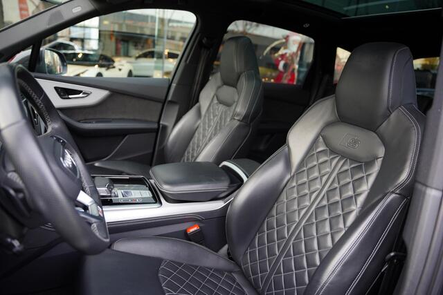 Audi Q7 60 TFSI e quattro Competition / Panoramadak / RS Zetels