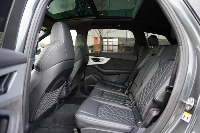 Audi Q7 60 TFSI e quattro Competition / Panoramadak / RS Zetels