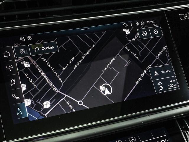 Audi Q7 55 TFSIe 380pk Tiptronic Quattro S Line · Panoramdak · Trekhaak · Leder · 360 Camera · Luchtvering · Elek. Achterklep · Massage · Stoelkoeling · 22'' Inch ·