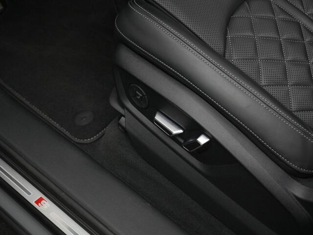 Audi Q7 7-zits 50 TDI 286 pk tiptronic quattro S edition / Competition Plus | B&O Advanced | Panoramadak | Trekhaak | Standkachel | Valcona leder | Laser LED | Sportstoelen plus | Geheugen-/massagestoelen