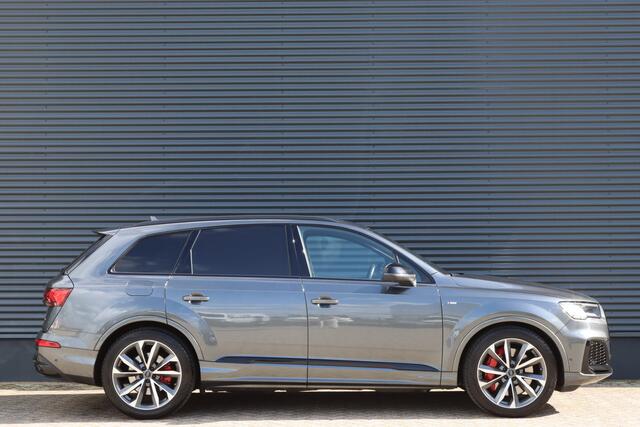 Audi Q7 60 TFSI e quattro 456pk S-Line Competition Pano/B&O Advanced/Alcantara hemel/360/Keyless/Servo/Valcona Leder/Sfeer/Nachtzicht