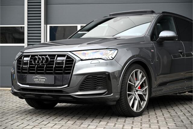 Audi Q7 55 TFSI e S-LINE / PANO / RS SEATS / LED MATRIX / BOSE / HUD / MEMORY / 360 CAMERA / TREKHAAK / 22"