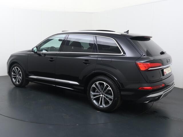 Audi Q7 Pro Line Advanced 55 TFSI e 394 PK | Bang & Olufsen 3D-sound | Stoelverkoeling | Trekhaak | Stuurwielverwarming | Panoramadak | Sfeerverlichting | Led-Verlichting | Luchtvering | Memory Seats | Leder |