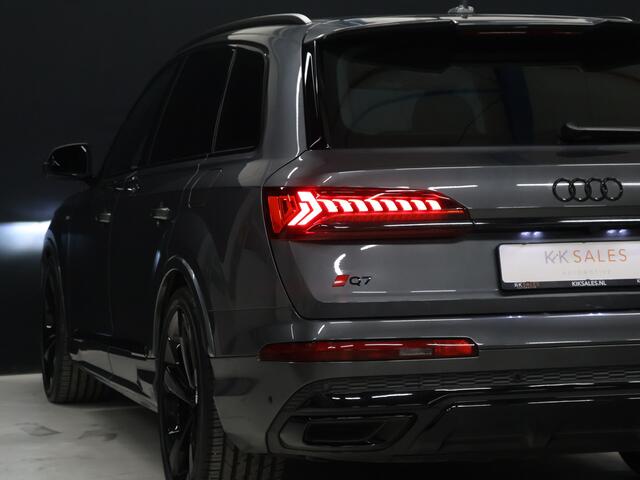 Audi Q7 60 TFSI e quattro Competition S-Line [ADAPTIVE CRUISE CONTROL, BANG & OLUFSEN AUDIO, CAMERA, LUCHTVERING, APPLE CARPLAY, STOELVERWARMING, TREKHAAK, ELEK.. ACHTERKLEP, FLIPPERS, NAVIGATIE, NIEUWSTAAT]