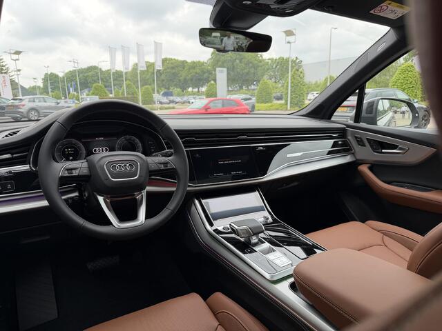 Audi Q7 Pro Line Advanced (C2 PI2) 55 TFSI e 290 kW / 394 | Bruin Leder | Stoelverkoeling/Verwarming | Massage Stoelen | Trekhaak | Stuurwiel verwarming | 4-Wiel besturing |