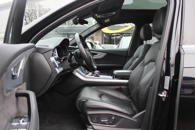 Audi Q7 55 TFSI e quattro Pro Line Plus / Trekhaak / Panoramadak / 360Camera / Luchtvering / Bose / Matrix LED / Softclose / Intr.voorverwarming / 20'' / Stoelventilatie+Massage+verwarming / Stuurverwarming / Keyless / Dodehoek / D