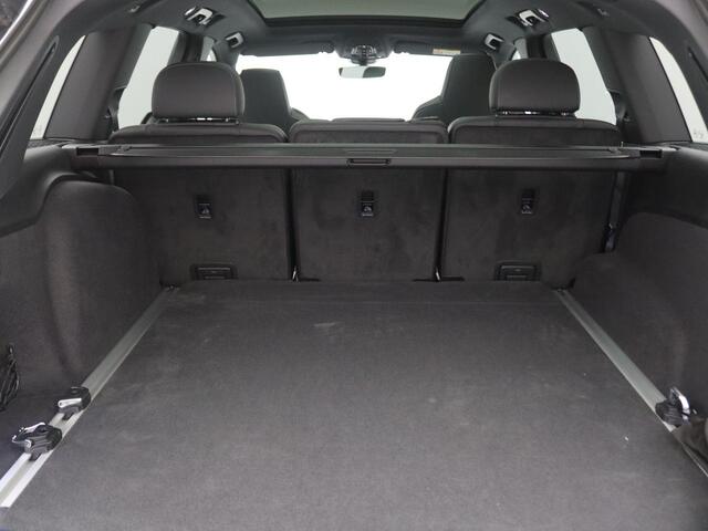 Audi Q7 55 TFSI e quattro Pro Line S 394PK Aut. Panoramadak, Trekhaak, S-Line, Luchtvering, Achterasbesturing, Tour Pakket, Side Assist, Servosluiting, Elektr. Achterklep, 360gr. Camera, Memorystoel, 22" LM Velgen