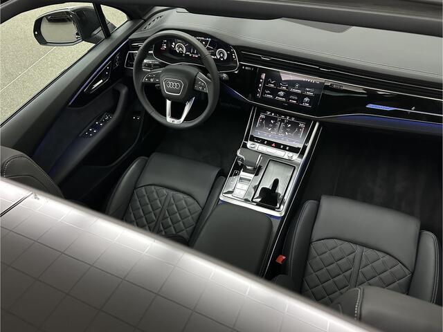 Audi Q7 60e 489pk S Competition RS-Seats | Carbon in/exterieur | B&O | Panorama | 360 Camera | Soft-Close | Head-Up | 88350,= ex btw | ACC | Matrix-LED | Keyless-Entry | Lane & Side assist | Stuurwielverwarming | Alarm | 22" Audi Sport | Leder op Dashboard | Ri