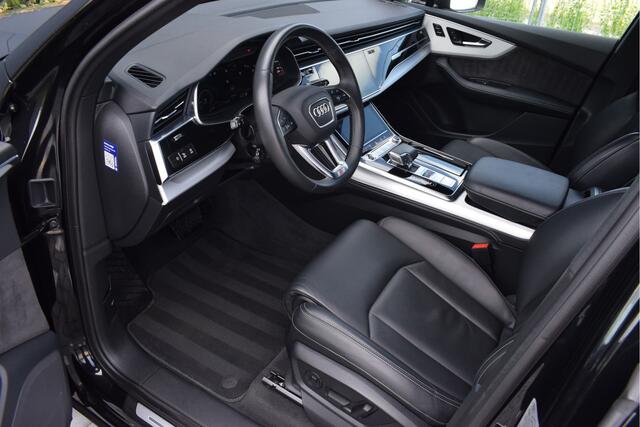 Audi Q7 55 TFSI e Quattro S-line | Luchtvering | Trekhaak