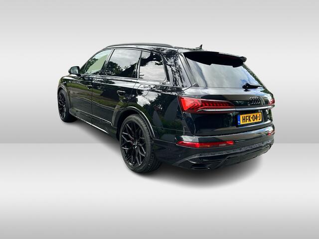 Audi Q7 60 TFSI e quattro Competition / Trekhaak / Panoramadak / 360Camera / Head-up / Softclose / Luchtvering / 22'' / Keyless / Matrix LED / Carbon intr. / Stoelventilatie+Verwarming / Stuurverwarming / Bose / Dodehoek / DAB /