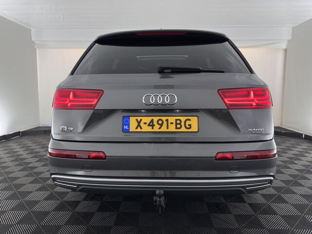 Audi Q7 3.0 TDI e-tron quattro Sport (Plug-in) *PANO | LEATHER | HEAD-UP | FULL-LED | MEMORY-PACK | BOSES-SOUND | CAMERA | DIGI-COCKPIT | HEATED-COMFORTSEATS | NAVI-FULLMAP | AIR-SUSPENSION | PRIVACY-GLASS | SHIFT-PADDLES | TOWBAR | 22''A