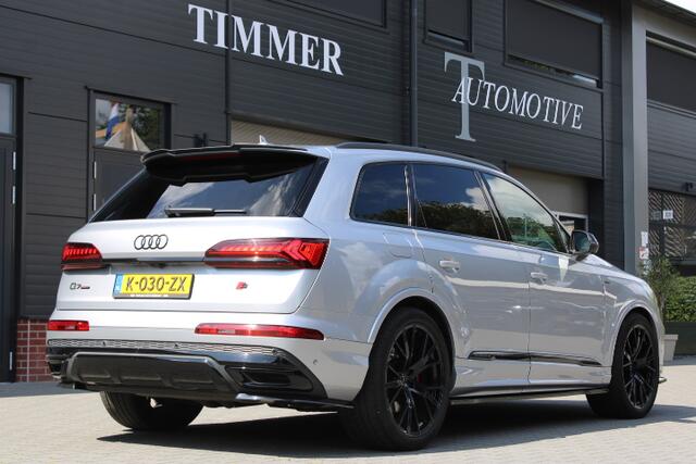 Audi Q7 60 TFSI e quattro Competition - ABT pakket - Nederlandse auto Volledig dealer onderhouden - Adaptieve Cruise - 22 inch - RS zetels - Matrix - Luchtvering - Trekhaak 360 camera