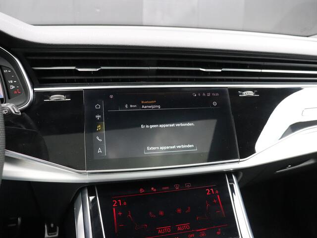 Audi Q7 4.0 TFSI SQ7 quattro | 7 PERS. | MEMORY | B&O | PANO-DAK | HEAD-UP | LUCHTVERING | TREKHAAK | 360° CAMERA | ADAPT. CRUISE | NAVI | STOELVERW. |