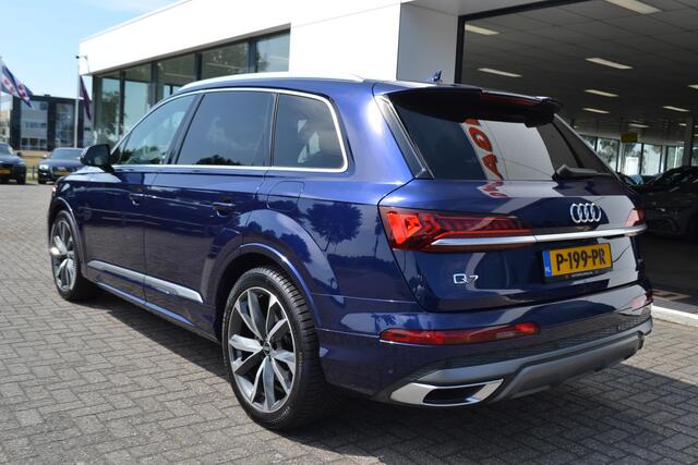 Audi Q7 55 TFSI e quattro S-Line , el. trekhaak, HUD, Leer, stoelverw. v+a, 21" incl. zgan all-season.