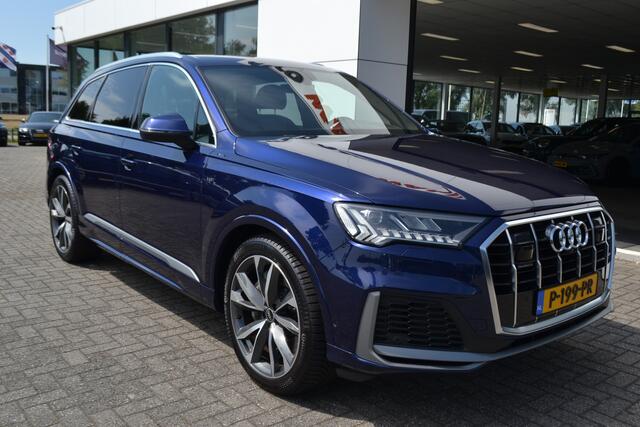 Audi Q7 55 TFSI e quattro S-Line , el. trekhaak, HUD, Leer, stoelverw. v+a, 21" incl. zgan all-season.