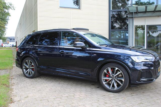 Audi Q7 60 TFSI e Quattro Competition S-line | Audi Exclusive | Panorama | Luchtvering | HUD | Matrix | Trekhaak