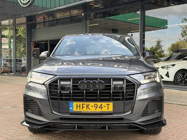 Audi Q7 60 TFSI e quattro Pro Line S Competition LUCHTVERING | LEDER | AWD | 360 GRADEN CAMERA | MATRIX KOPLAPEN | ELEKTRISCH VERSTELBARE STOELEN | STOELVERWARMING | STUURVERWARMING | HEAD-UP DISPLAY| PANORAMADAK | NAVIGATIE | LED | DODEHOEK DETECTIE | APPLE CARPLAY / ANDROID AUTO | ADAPTIEVE CRUISECONTROL |
