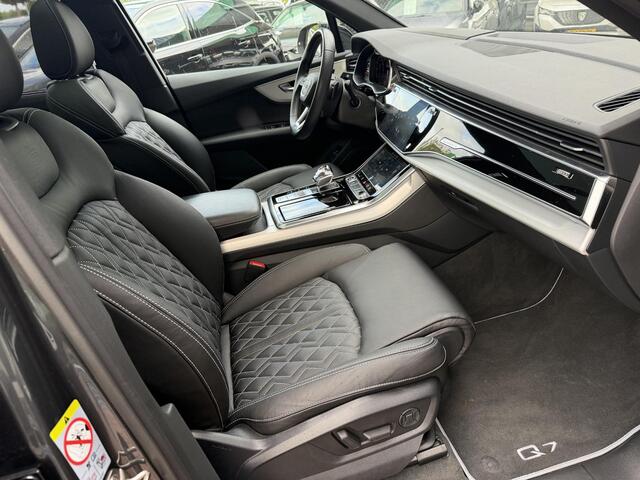 Audi Q7 60 TFSI e quattro Pro Line S Competition LUCHTVERING | LEDER | AWD | 360 GRADEN CAMERA | MATRIX KOPLAPEN | ELEKTRISCH VERSTELBARE STOELEN | STOELVERWARMING | STUURVERWARMING | HEAD-UP DISPLAY| PANORAMADAK | NAVIGATIE | LED | DODEHOEK DETECTIE | APPLE CARPLAY / ANDROID AUTO | ADAPTIEVE CRUISECONTROL |