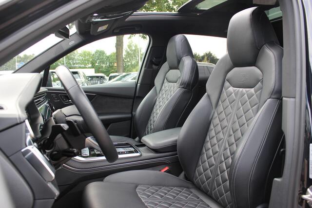 Audi Q7 60 TFSI e quattro Competition / SoH 91,5% / Trekhaak / Panoramadak / 360Camera / Head-up / Softclose / Luchtvering / 22'' / Keyless / Matrix LED / Carbon intr. / Stoelventilatie+Verwarming / Stuurverwarming / Bose / Dodeh