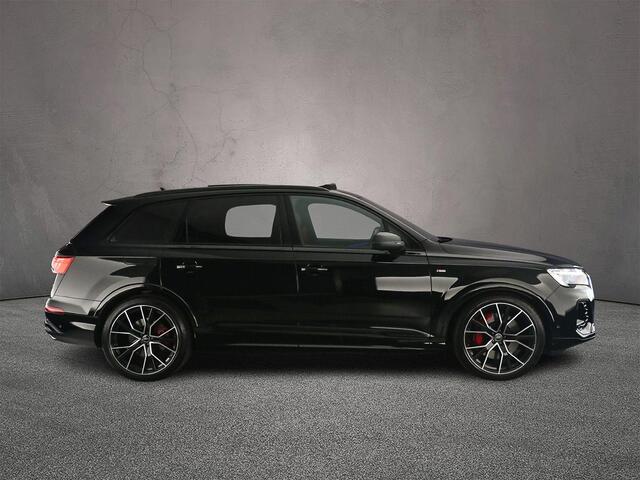 Audi Q7 60 TFSI e quattro Pro Line S Competition | Luchtvering | Trekhaak | Panoramadak | Nachtzichtassist | Achterasbesturing | B&O 3D | Massagestoelen | Head-Up | Laser LED