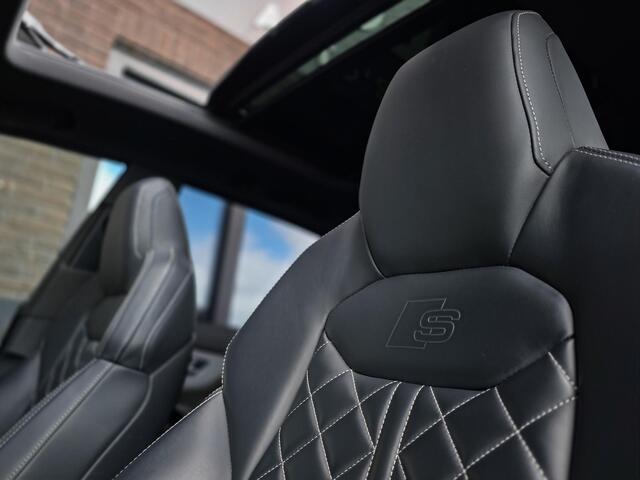 Audi Q8 60 TFSI e quattro 462pk | Pano | 23"| RS Stoelen | Luchtv. | B&O | Dubbel glas | Park | Stad | Tour | Memo